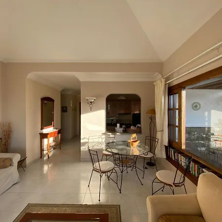 Villa Isa Sea Views