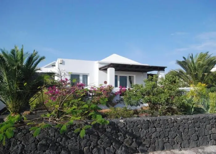 Villa Isa Sea Views