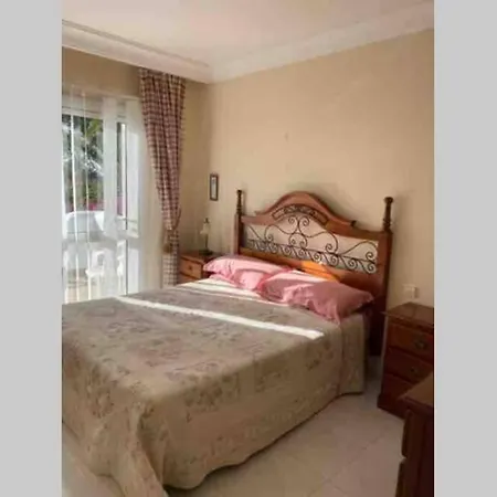 Villa Isa Sea Views *