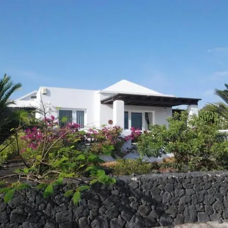 Villa Isa Sea Views