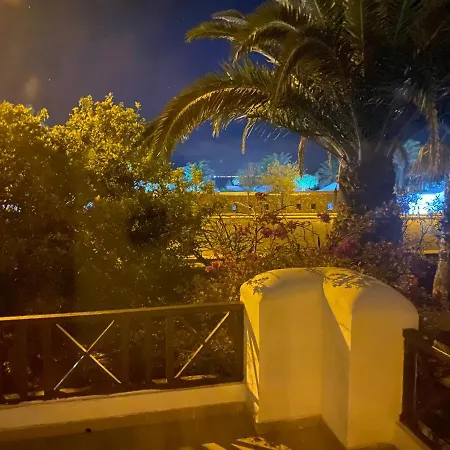 Isa Sea Views וילה